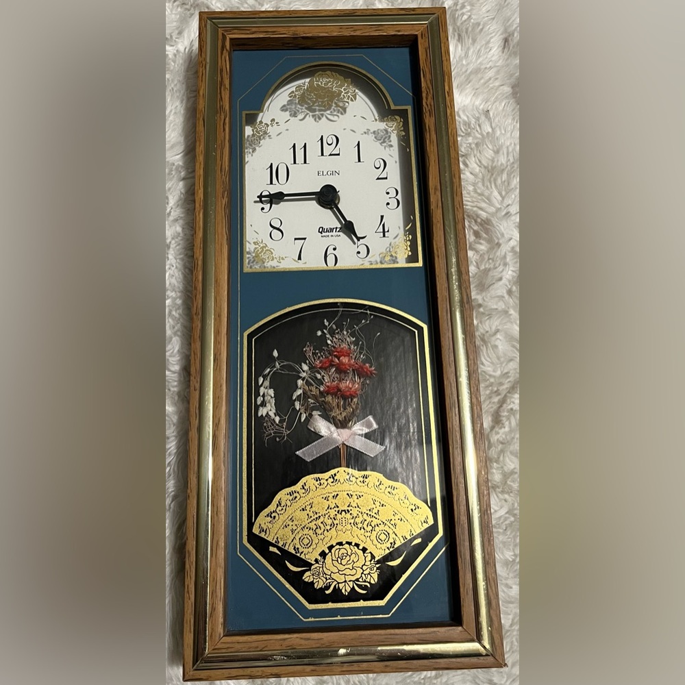 Vintage Elgin Quartz Shadowbox Tabletop Clock Made in USA